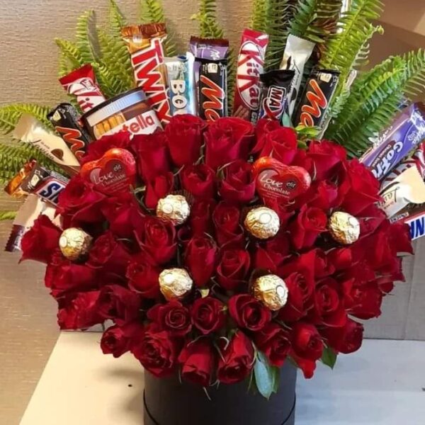 41 gül buketi ve çikolata aranjman